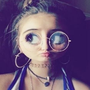 Meet your Posher, Trinity